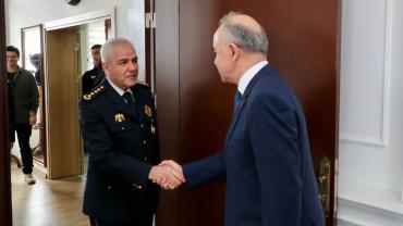 Vali Erol’dan Polis Teşkilatına Kutlama