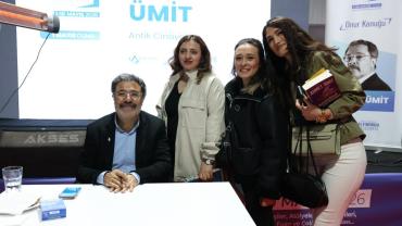 Ahmet Ümit'e Ordu’da Yoğun İlgi