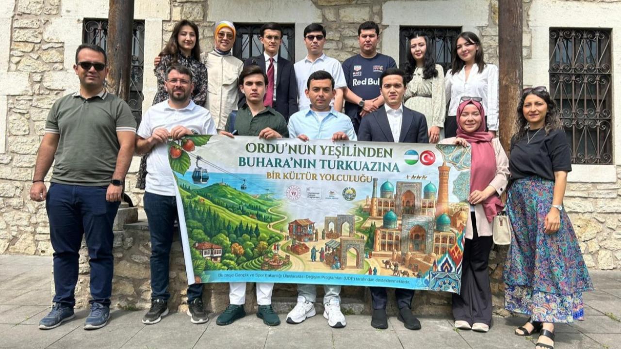 Fındığın yolculuğu ziyaretçilerin ilgisini çekiyor